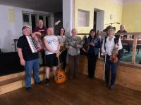 DisHarmonie hrála v říjnu U Křivánků